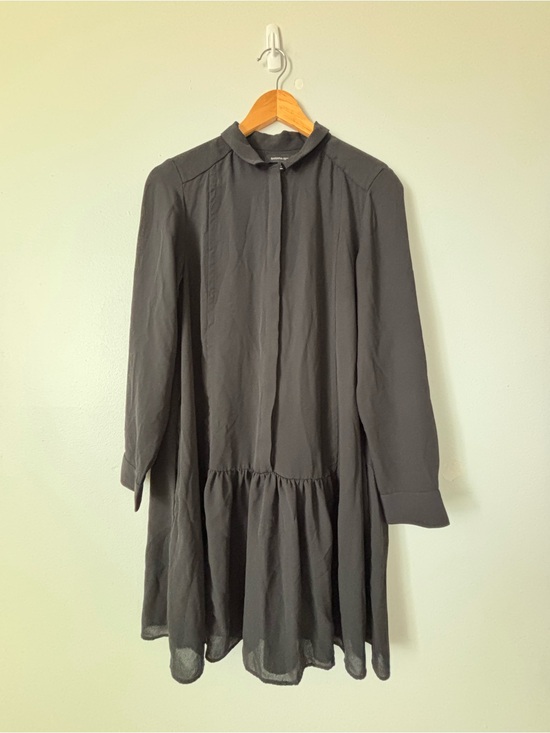 Banana Republic Dresses & Skirts - Banana Republic - Classic Black Long-Sleeve Tiered Shirt Dress